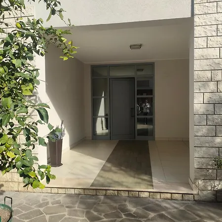 Casa Aprusa Ρίμινι