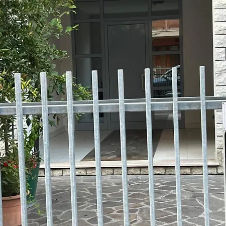 Casa Aprusa リミニ